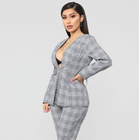 Fashion Nova Jackets & Blazers - 🤍SOLD🤍Fashion Nova Blazer